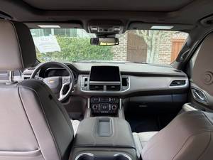 SUV Familiar de Lujo de Tamaño Completo, Color Blanco, Modelo 2026, Seminuevo - Product Image 3