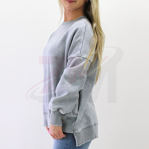Sweat-shirt délavé pour femme, coupe oversize, décontracté, vêtement tendance pour un style streetwear moderne - Product Image 5