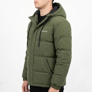 Veste matelassée à capuche pour homme HAWK EYE, manteau d'hiver épais et matelassé, coupe-vent décontracté avec fermeture éclair sur le devant, logo vert olive - Product Image 2
