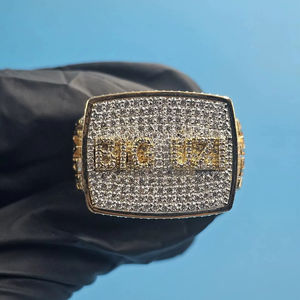 Bague Hip Hop en Argent Sterling 925 Plaqué Or avec Diamants Sertis, Certifiée IGI, Classique pour Homme - Product Image 1