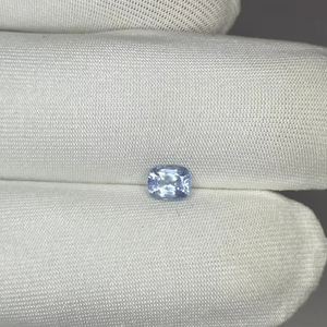 Zafiro azul cielo natural sin calentar, zafiro de Sri Lanka, corte cojín. - Product Image 1