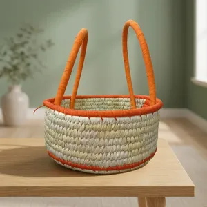 Panier en herbe tressé à la main avec garniture et poignée festives (Beige et orange) – Panier de rangement élégant et écologique en herbe - Product Image 3