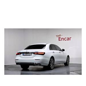 Mercedes-Benz Clase E E350 4MATIC Exclusive 2023, 25,091 km, Caja de Cambios Automática, Norma de Emisiones Euro V, Asientos de Cuero, Volante a la Izquierda - Product Image 2