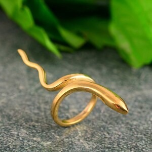 Trendy Design Snake Wrap Brass <b>Ring</b> Adjustable <b>Statement</b> Serpent <b>Ring</b> 18k Gold Plated Minimalist Wrap <b>Ring</b> For Wholesale/OEM/ODM - Product Image 5