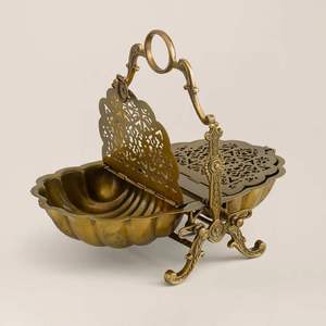 Silver Plated <b>Insulated</b> Biscuit <b>Box</b> Victorian Folding Clam Shell Bun Warmer Engraved Floral Design Branch Stand Vintage Kitchen - Product Image 2