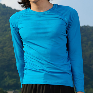 Rashguards de BJJ Personalizados al por Mayor - Descuentos por Volumen, Entrega en 7 Días, Impresión de LOGO Gratis (MOQ 10 piezas) - Product Image 3