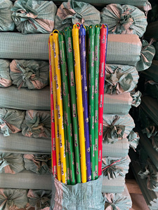 Balai à long manche en bois le plus vendu avec tête de balai en PP, manche de balai de jardin recouvert de PVC, long manche avec emballage en sac - Product Image 4