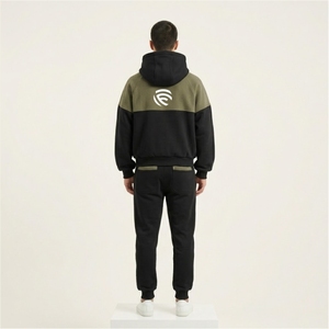 Chándal de Forro Polar Térmico Personalizado para Hombre con Bolsillos Acolchados 3D, Sudadera con Capucha de Manga Raglán y Pantalones Jogger Ajustados - Product Image 2