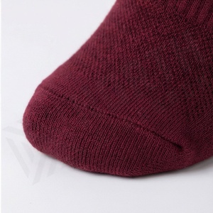 Crew <b>Socks</b> Solid Color Burgundy Knitted Cotton Breathable Daily Wear Adult Autumn Standard Thickness - Product Image 6