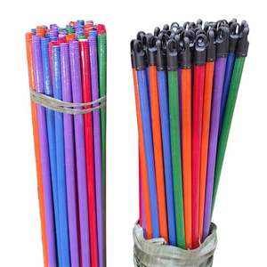 Palos de escoba de madera a todo color suministro al por mayor a granel mejor calidad de fábrica escoba de jardín vietnamita cantidad a granel hogar limpio - Product Image 1