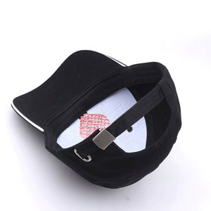 Casquette de baseball unisexe pour enfants ECONEX SPORTS, noire, 6 panneaux, couleur unie, respirante, imperméable, en toile, avec boucle métallique, ajustée - Product Image 5