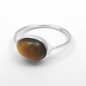 Bague de fiançailles ou de promesse en argent sterling 925 massif, sertie d'un opale noir naturel, style bohème, tendance, pour filles et garçons - Product Image 3