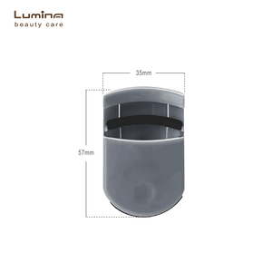 Portable Eyelash Curler - Gray - Product Image 3