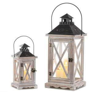 Nouvel ensemble de 2 lanternes à bougies en bois et métal faites à la main, finition blanche et noire, pour la décoration de jardin, personnalisables - Product Image 1