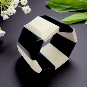 Pulseras de Resina de Estilo Contemporáneo, Pulseras de Resina Modernas con Acabado Colorido, Pulseras de Resina Personalizadas, Artículo de Venta al Por Mayor de Fábrica, Hecho con Resina - Product Image 5
