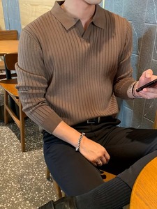 เสื้อโปโลแขนยาวผู้ชาย ผ้าริบเนื้อนุ่ม ทรงเข้ารูป สีพื้น คอวี สไตล์ลำลอง เสื้อสเวตเตอร์เนื้อนุ่ม - Product Image 4