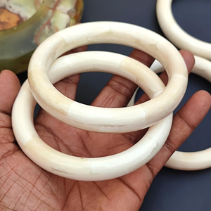 กำไลข้อมือลูกปัดขัดเงาคุณภาพสูง เป็นมิตรกับสิ่งแวดล้อม ดีไซน์ล่าสุด สามารถปรับแต่งได้ เป็นของขวัญหมั้นที่ดีที่สุด - Product Image 5