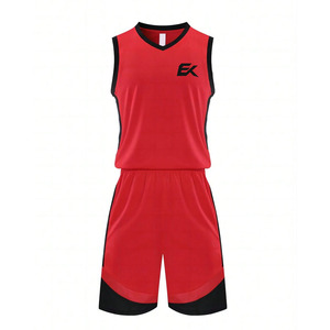 Ensemble de maillot de basket-ball sublimé personnalisé, débardeur sans manches rouge avec short, tissu respirant, coupe régulière, vêtements de sport pour adultes - Product Image 2