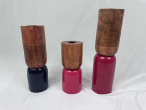 Bougeoir haut en bois blanc délavé, gravé à la main, de qualité supérieure, avec résine - Product Image 4