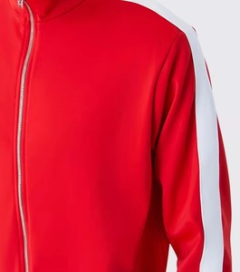 Survêtement rouge pour homme avec fermeture éclair intégrale, bandes latérales blanches, col montant, respirant, en polyester, design sportif, coupe classique, pour l'automne - Product Image 3