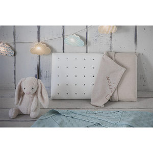 Suministro Directo de Fábrica, Almohada Viscoelástica para Bebé con Relleno de Espuma Perforada, Tamaño y Diseño Personalizados, de la Mejor Calidad, para Compradores al por Mayor - Product Image 1