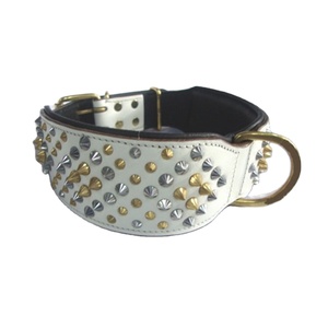 Collar de cuero profesional para perro con diseño de remaches, accesorios para perros, collar de cuero premium. - Product Image 1