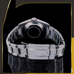 Reloj de Cuarzo de Acero Inoxidable con Incrustaciones de Diamantes de Lujo, Pantalla Analógica, Caja Redonda de 40 mm, Unisex, Cierre Plegable - Product Image 3