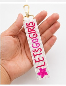 Llavero con Correa de Cuentas para Muñeca, Diseño 'Let's Go Girls' con Estrella Rosa, Cierre Hecho a Mano, Estilo Mini, Accesorio Lindo para Niñas - Product Image 6