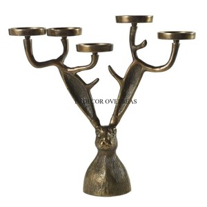 Ensemble de porte-bougies en acier inoxydable argenté brillant poli avec base en bois pour la décoration de table à la maison et à l'hôtel - Product Image 3