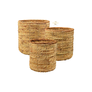 Pot de plante en jacinthe d'eau naturelle, fait main, écologique, pot tissé pour une décoration élégante de la maison et du jardin - Product Image 1