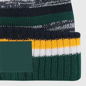 Gorro de Punto Acrílico Suave y Cálido para Invierno, para Hombres y Mujeres, para Deportes al Aire Libre y Uso Casual - Product Image 6