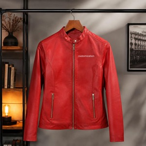 Chaqueta de Cuero Roja Unisex con Cuello Mao, Cierre Frontal y Diseño de Parche Personalizado - Product Image 1