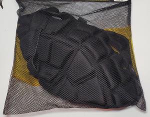 Casque de protection souple respirant pour jeunes, idéal pour les sports nautiques, le flag football et le football américain - Product Image 1