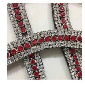 พลอยเทียมคริสตัลใส5แถวสีแดงและสีเงิน,ทำจากหนังสีดำประกายเพชรสายรัดคิ้ว - Product Image 6