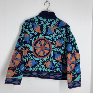 Manteau et veste de style kimono en velours Suzani faits à la main, broderie florale, respirant, vêtements d'extérieur pour l'hiver - Product Image 5