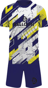 ชุดเสื้อเจอร์ซีย์กีฬาสีเขียวคลาสสิกสำหรับผู้ชาย แบบสั้น ผลิตจากโพลีเอสเตอร์ 100% รุ่นใหม่ล่าสุด ชุดฟุตบอลพร้อมสกรีนโลโก้ตามสั่ง - Product Image 2