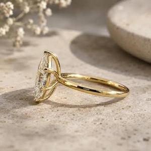 Anillo de compromiso grande con diamante marquesa holandés en oro amarillo, anillo solitario clásico, joyería nupcial atemporal, anillo de lujo. - Product Image 3