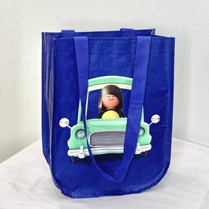 Bolsa Tote Económica con Diseño Personalizado, Asa Larga, Calidad Superior, Esquinas Curvas, Bolsa No Tejida con Logotipo Impreso Personalizado, Vietnam - Product Image 3