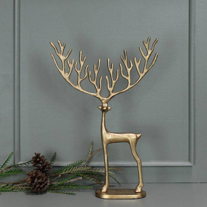 Figurine de cerf en métal doré moderne - Sculpture décorative de renne pour la maison, la table et la décoration festive - Product Image 4