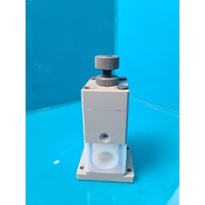 CKD AMD31-15-12-1 ใช้แล้วตามสภาพเดิม อะไหล่อุปกรณ์เซมิคอนดักเตอร์รุ่นเก่า - Product Image 2