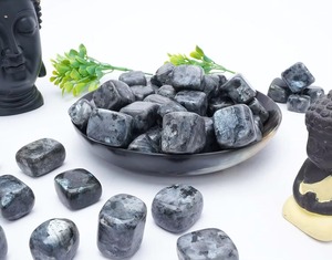 Pierres de fluorite de forme irrégulière, décoration d'intérieur, roches de cristal, thème bouddhiste, artisanat en pierres précieuses - Product Image 2