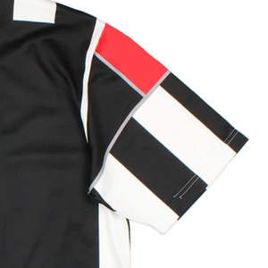 เสื้อฟุตบอลผู้ชาย น้ำหนักเบา คุณภาพสูง ขายดีที่สุด ทันสมัย แห้งเร็ว ระบายอากาศได้ดี รับสกรีนโลโก้ - Product Image 4