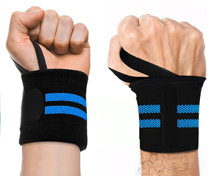 สายรัดข้อมือยกน้ำหนักแบบปรับได้พร้อมห่วงนิ้วโป้ง - ระบายอากาศได้ พกพาสะดวก พับเก็บได้ ทำจากนีโอพรีน ใช้ได้ทั้งชายและหญิง สำหรับการฝึกซ้อมในยิม - Product Image 1