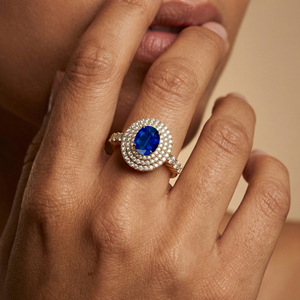 Bague élégante pour femme, style mariage, en or massif 18 carats, ornée de saphirs bleus de laboratoire et de diamants véritables - Product Image 2
