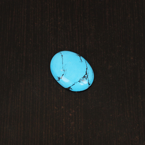 Pierre précieuse turquoise synthétique bleue ovale cabochon 10,5 carats 21x16 mm, pierre non montée pour la fabrication de bijoux par Ishu Gems - Product Image 3