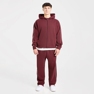 Ensemble de survêtement pour homme 2 pièces, comprenant un sweat à capuche zippé et un pantalon de jogging, couleur bordeaux, coupe oversize, respirant, pour la gym et l'entraînement, avec logo personnalisé OEM - Product Image 1