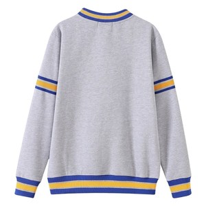 เสื้อสเวตเชิ้ต Sigma Gamma Rho Chenille Crest สำหรับผู้หญิง สีเทา น้ำเงิน เหลือง ลายทาง แขนเสื้อแบบแร็กแลน มีกระเป๋า คอกลม เสื้อพูลโอเวอร์สำหรับชมรมนักศึกษา - Product Image 3