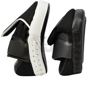 Pads de frappe en cuir pour la boxe, protection professionnelle tendance, avec options personnalisables pour un entraînement intensif, usage universel, OEM - Product Image 2