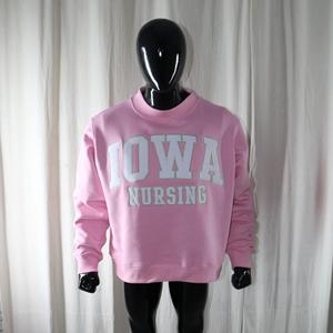 Sudadera IOWA NURSING PINK con Cuello Alto, 100% Algodón, Blanca, con Apliques Bordados, Cuello Ancho, CLUSH SPORTS - Product Image 3