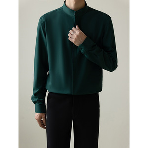 Chemise habillée décontractée pour homme à col montant uni, manches longues, tissée, boutonnée, infroissable, respirante, coupe classique, pour le printemps - Product Image 1